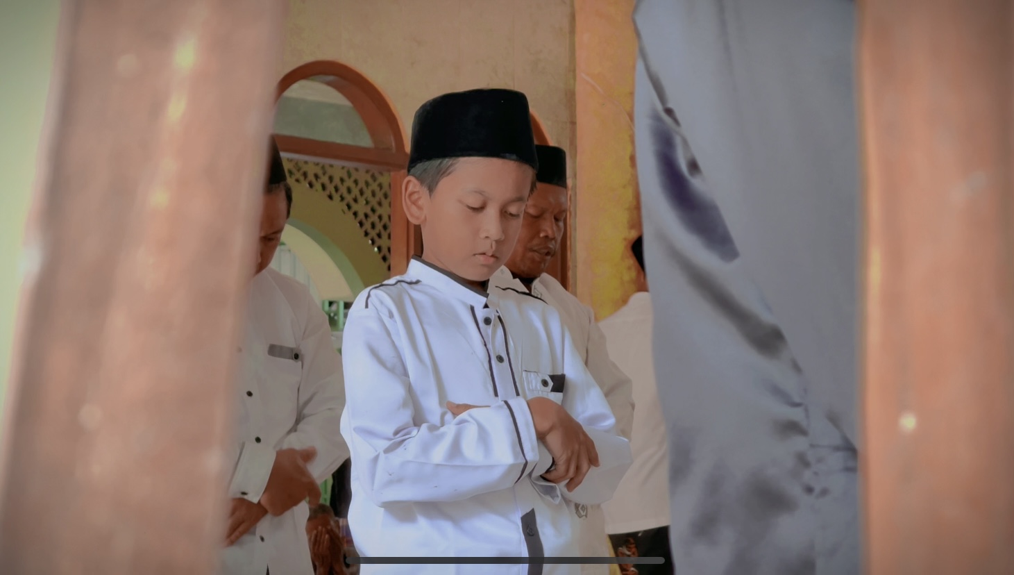 Sebaik‑baik Hari Yang Disinari Matahari Adalah Hari Jumat